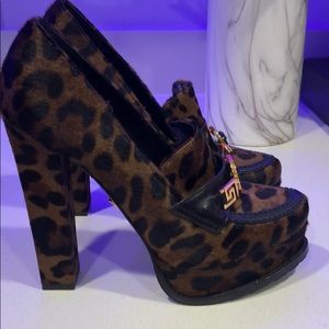 Versace calfskin platform heels (damaged/fixable)